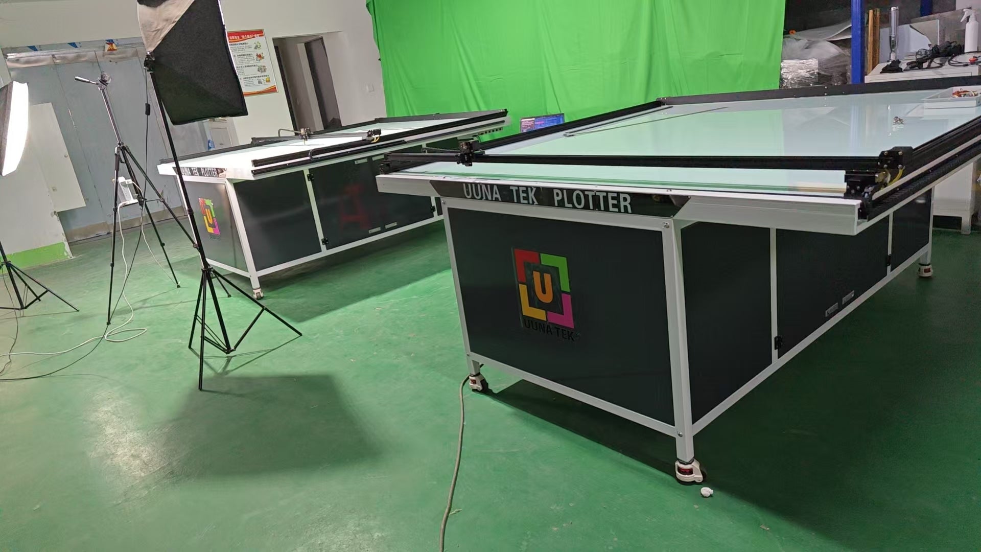 UUNA TEK 3.0 - (2X1.25M/2X2M/2X4M) Preassembled High-End All-in-One Architect Drawing Table & Pen Plotter  for Architectural Drafting - UUNA TEK CO.,LIMITED