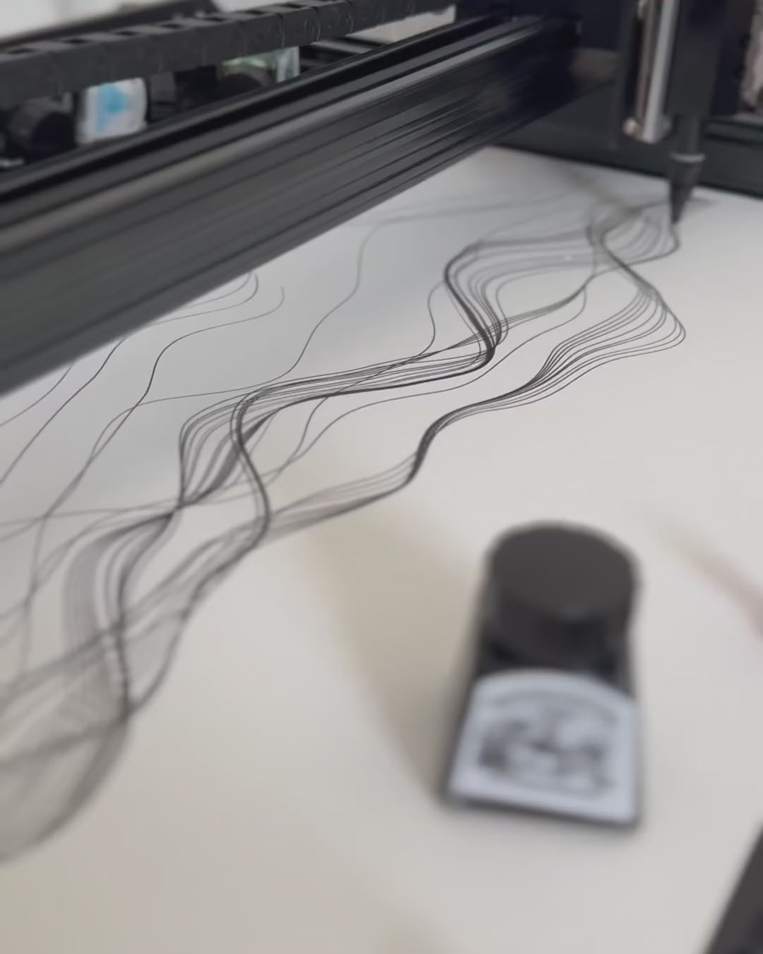 UUNA TEK 3.0 - Robot de dessin, machine à dessiner, machine à écrire, machine à signer, pré-assemblé, format A3/A2/A1/A0, haut de gamme, traceur à stylo tout-en-un