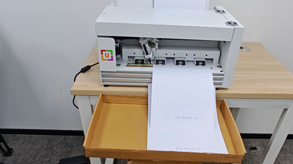 UUNA TEK® iAuto Plus - Machine d'écriture manuscrite avec chargeur/Machine de signature automatique/Machine d'écriture manuscrite pour lettres/Machine d'écriture automatique, écriture jusqu'à 210 lettres, 80 enveloppes à la fois