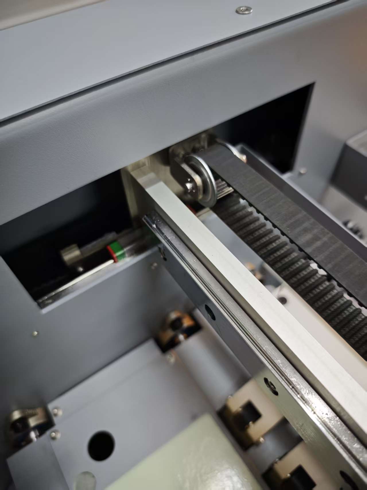 Série UUNA TEK® iAuto Premium – La machine d'écriture automatique la plus puissante au monde | Jusqu'à 2 400 lettres ou 700 enveloppes par chargement | Modèles Premium et Premium Ultra